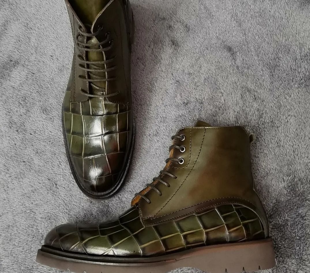 Boots Leather Olive Crocodile